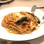 Mamma Pasta - ナスとモッツァレラチーズのパスタ