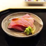 道人 - ご飯のお供には、しびマグロ。なんと贅沢。