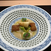 うなぎ時任 - そら豆のクーリ、あさり、ホワイトアスパラ、揚げ鰻
                      