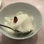 中国料理 大成閣 - 焼肉定食にデザート杏仁豆腐も付いてた！