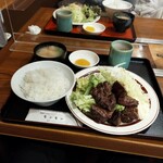 Yakiniku Hausumommon - ステーキの様な焼肉