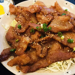 Izakaya Kanade - 豚バラ肉たっぷり