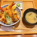 天ぷら 丸豊 - 天丼　900円税込はお得☆