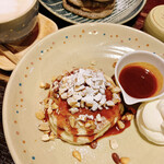 フラッフィー - ほうじ茶ラテ　500円
塩キャラメル＆ナッツ　1,200円