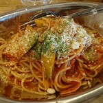 大衆イタリアンかね子 - 茄子とベーコンのトマトソースパスタ  ¥680（税抜）