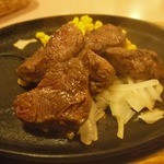 Suteki No Don - ２皿目～カットステーキ