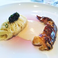 フィリップ・ミル 東京 - メインディッシュ　フランス産オマールブルー　シュブダンジュとキャビア　2種類のソースで