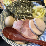 長男、もんたいちお - 