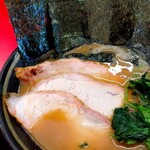 家系ラーメン 王道家 本店 - 