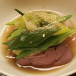 道人 - ⑨鴨(岐阜県産、網獲り鴨)、九条葱(京都府産)の鍋
      4杯目、朝昼抜きとは言え、食べ過ぎ！(笑)
      1年2ヶ月ぶりですから満腹中枢も崩壊！(*´∀`)