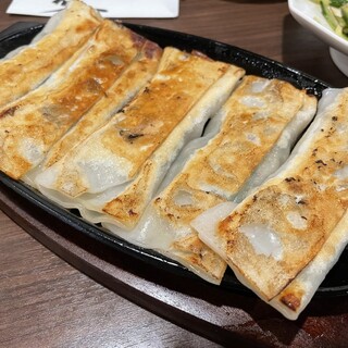 焼き餃子から水餃子まで！多彩な逸品をお楽しみいただけます