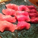 和牛焼肉KIM - 【2012.8.30】肉寿司3種　サガリのたたき、サーロインのロースト、サンカクバラの炙り（おまかせコース）