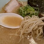 博多濃麻呂 - ラーメン(ばりかた)