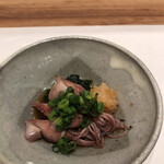 曙橋 かず - 軽めのコース５５００円。ホタルイカぽん酢。これは今ひとつです。。。はしり過ぎですね。。。内臓の味も、身も、弱過ぎます（；＿；）