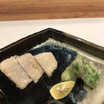 曙橋 かず - 軽めのコース５５００円。海老芋唐揚げ、蕾菜天ぷら。海老芋唐揚げは、ホクホクして旨味もあり、大好物になりました（╹◡╹）（╹◡╹）