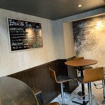 エスニックバル トリッシュ - 