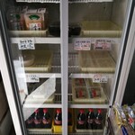榊原豆腐店 - 冷房庫