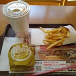 ロッテリア - 絶品チーズバーガーセット（８０３円）