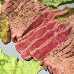 ミセスデンジャー - とりあえず国産牛のタタキ（1,000円）