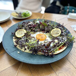 METoA Cafe ＆ Kitchen - スモークサーモンピゼッタ