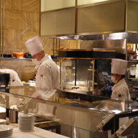 フレンチ キッチン - 総司令官の号令で・・