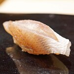 日本橋蛎殻町 すぎた - カスゴの昆布〆