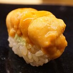 日本橋蛎殻町 すぎた - 北海道浜中産 馬糞雲丹