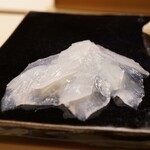 日本橋蛎殻町 すぎた - 長崎県産 かわはぎ　肝醤油で