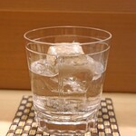 日本橋蛎殻町 すぎた - 芋焼酎　蔵の師魂　かめ壺貯蔵のロック　　１杯目