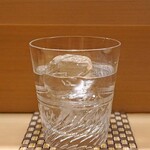 日本橋蛎殻町 すぎた - 芋焼酎　蔵の師魂　かめ壺貯蔵のロック　　２杯目