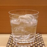 日本橋蛎殻町 すぎた - 芋焼酎　蔵の師魂　かめ壺貯蔵のロック　　３杯目