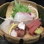 Sushi Koryouri Waraya - 刺身4種