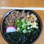 岡製麺所 - 肉わかめうどん(小)