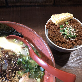 東京でおすすめのグルメ情報 熊本とんこつラーメン をご紹介 食べログ 東京でおすすめのグルメ情報 熊本とんこつラーメン をご紹介 食べログ