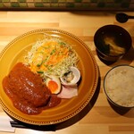 puruchino SHIN - 自家製ハンバーグランチ デミグラスソース
            (たまごスープ･ご飯付 ご飯お代わり自由 税込900円)