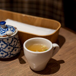 新宿ランブータン - 2021.2 お通し（200円）生姜スープ