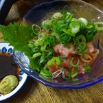 立ち飲み 銀仁 - マグロのタタキ