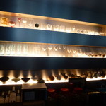 Bar 宇野 - 【H24.8.29】後壁面。