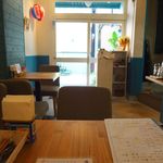 なごかふぇ - 沖縄音楽が流れる店内♪