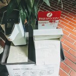 手打ちラーメン 森清 - 入口消毒！結構たっぷり出ますよね？必要量だと思いますが。