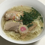 麺 玉響 - 盛り付け例