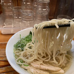 中華蕎麦 春馬 - 麺リフト⤴️ちょっと欲張り過ぎたぁ〜