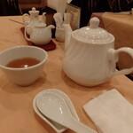 金龍閣 - お茶