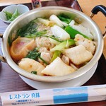 レストラン真珠 - きりたんぽ入り鍋焼きうどん（冬季限定）