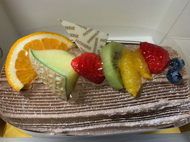 ポン ヌフ 新高岡 ケーキ 食べログ