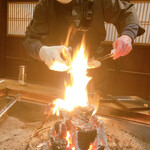 柳家 - ファイヤー！　猪焼きながらトリミング