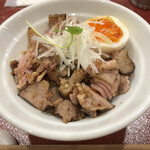 麦と麺助 - 炙りチャーシュー丼　350円