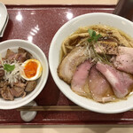 麦と麺助 - ラーメン&炙りチャーシュー丼