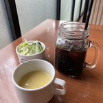 ぱんのわプラス - サラダ・スープ・アイスコーヒー
