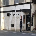 中華そば べんてん - 平日13:36,この日は外にお一人のみ。